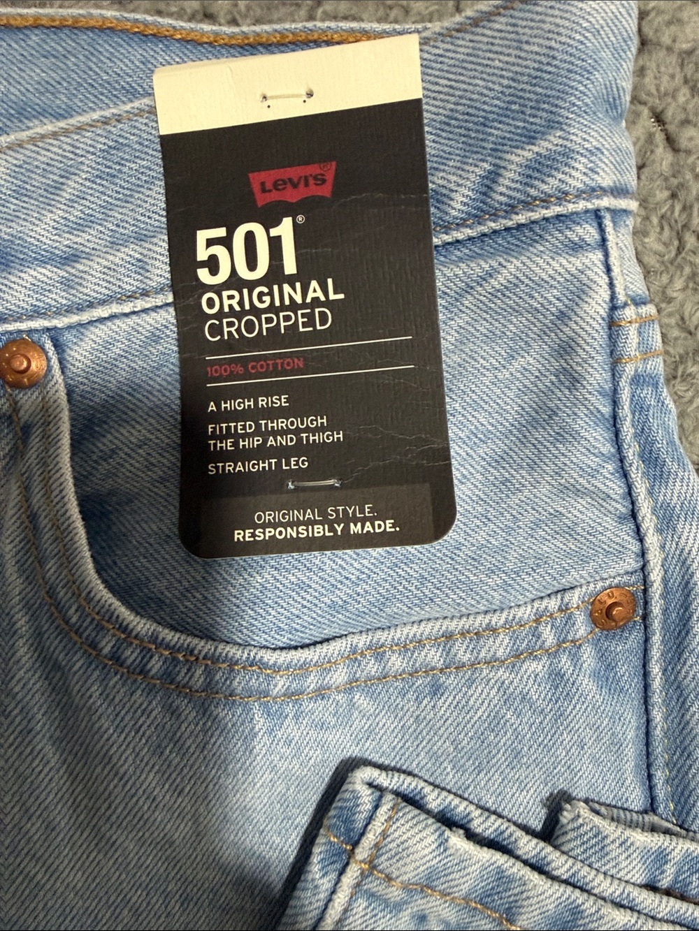 Levi's Light Blue Straight Women’s Jeans - 501 Style - Picture 3 of 6